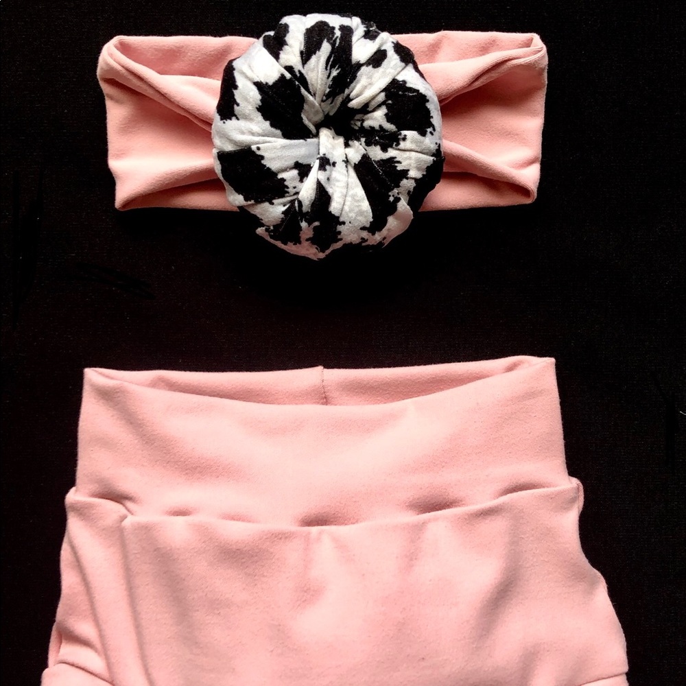 Newborn outfit